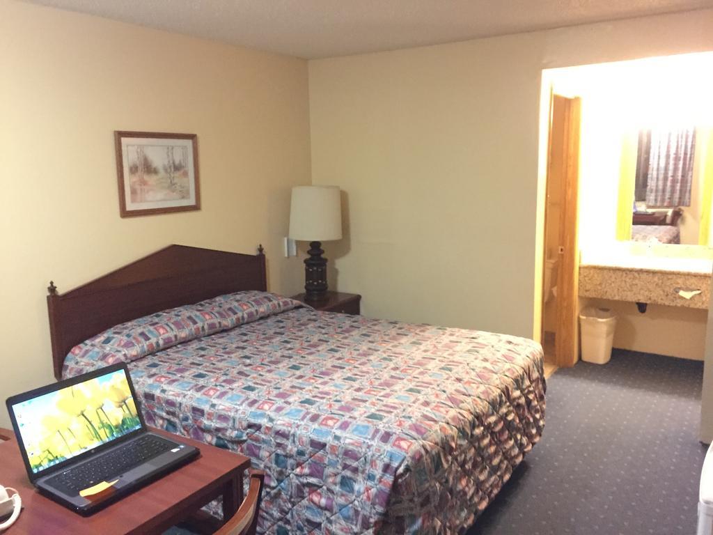 Stagecoach Inn Motel Molalla Eksteriør billede