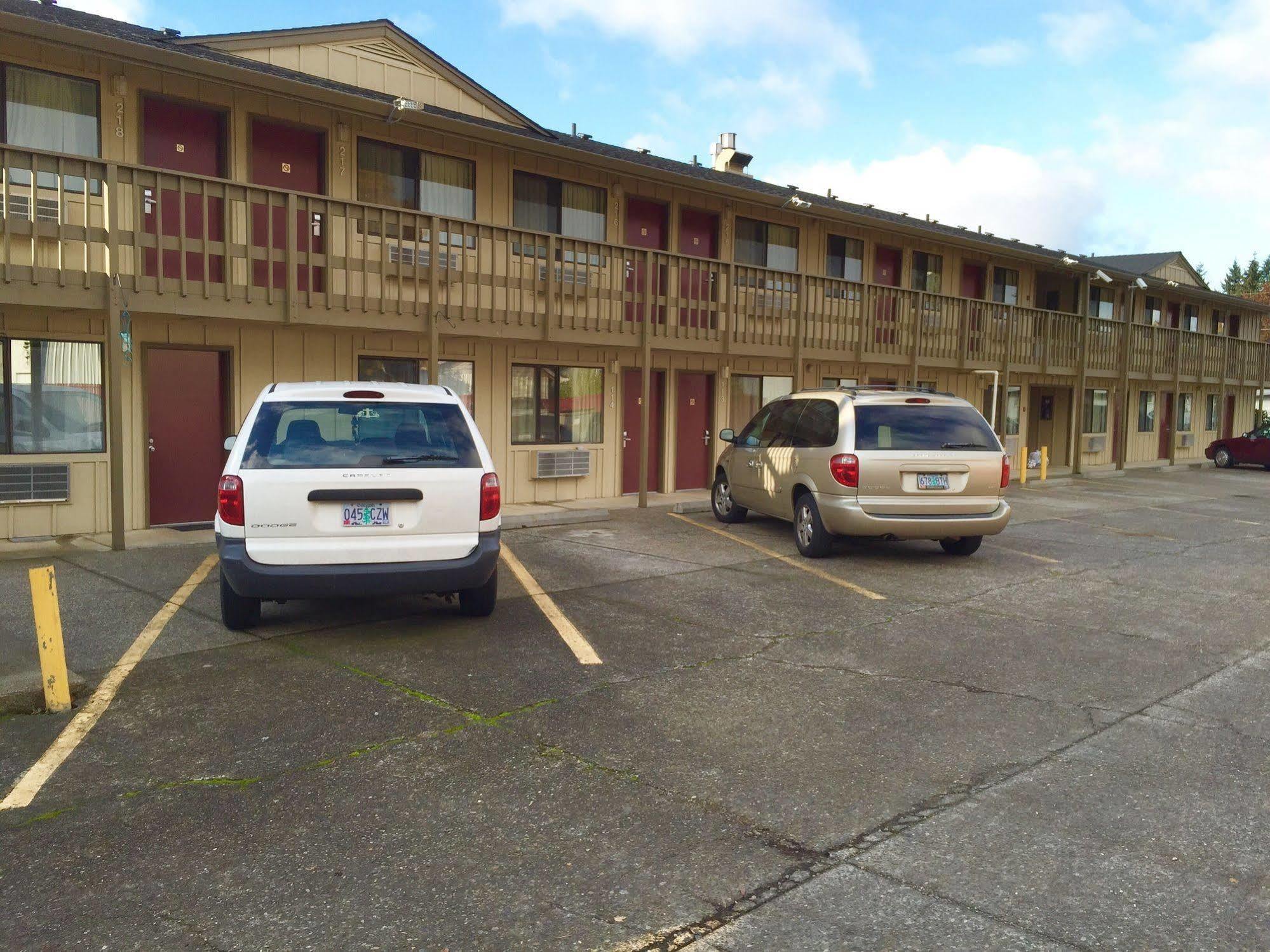 Stagecoach Inn Motel Molalla Eksteriør billede